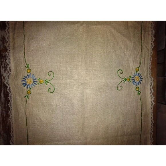 5/$25 13.5X44" Vintage Embroidered Linen Table Runner Dresser Scarf Flowers - Picture 8 of 8